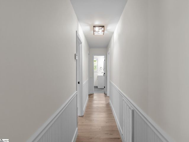 21298 E 76 Highway, Laurens, SC 29360