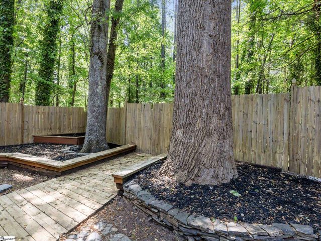 21298 E 76 Highway, Laurens, SC 29360