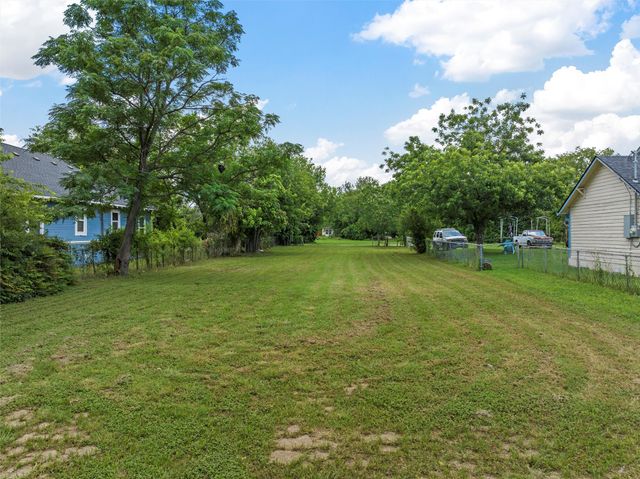 1523 N 6th Street, Waco, TX 76707