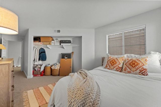 13803 Pinkard Way 15, El Cajon, CA 92021