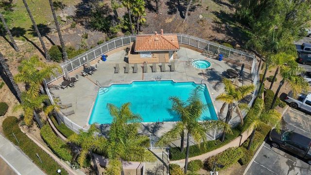 13803 Pinkard Way 15, El Cajon, CA 92021