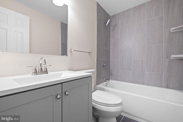 834 N PINE ST, Wilmington, DE 19801