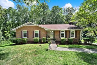 2312 Dover Place, High Point, NC 27265