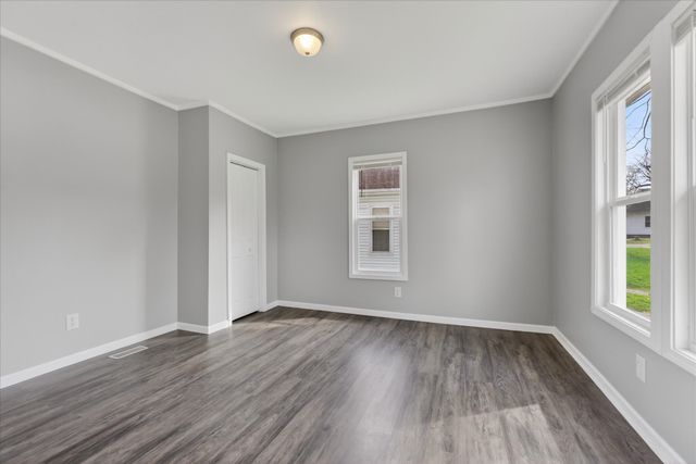 859 Greenwood Ave, Clarksville, TN 37040