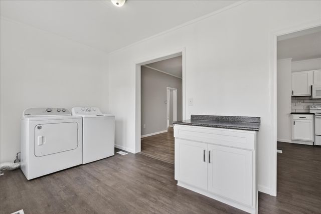 859 Greenwood Ave, Clarksville, TN 37040