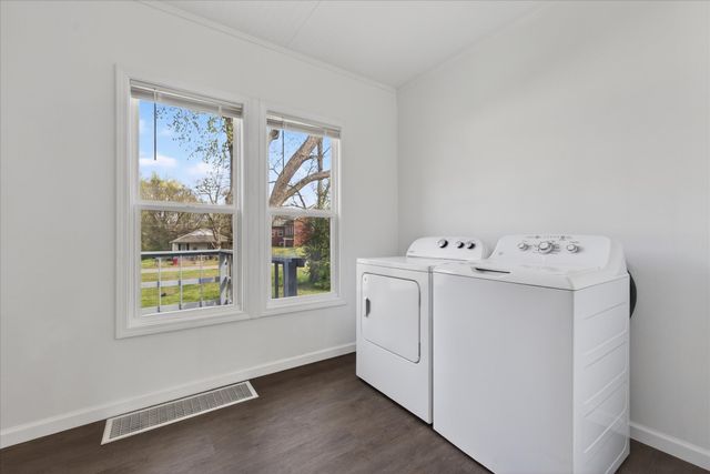 859 Greenwood Ave, Clarksville, TN 37040