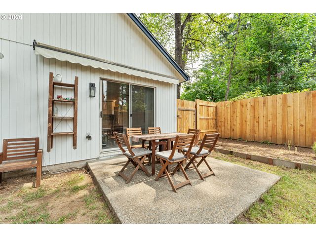 11131 Sw 45TH Ave, Portland, OR 97219