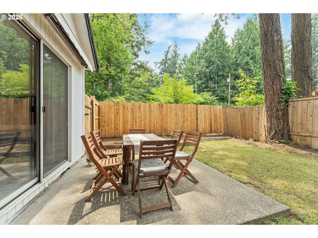 11131 Sw 45TH Ave, Portland, OR 97219