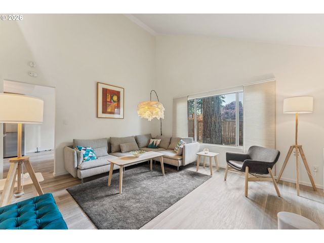 11131 Sw 45TH Ave, Portland, OR 97219