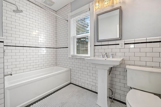 56 Frankiln Steet 56, Melrose, MA 02176