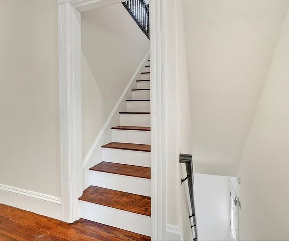 56 Frankiln Steet 56, Melrose, MA 02176