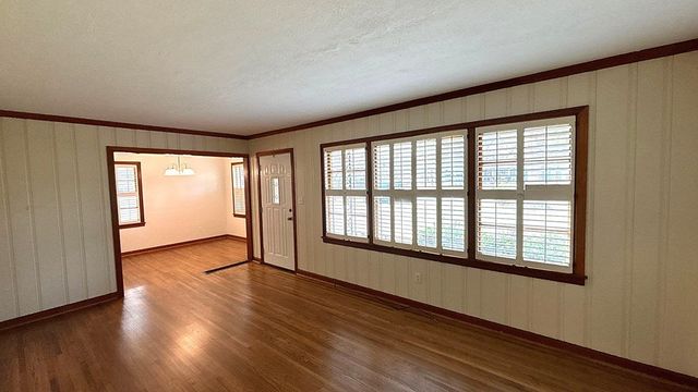 4802 Summerville Road, Phenix City, AL 36867