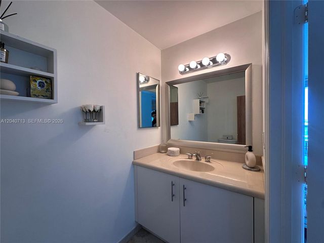 7900 Harbor Island Drive 1424, North Bay Village, FL 33141