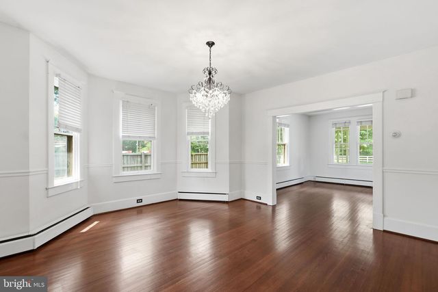 6924 SUNDOWN RD, Laytonsville, MD 20882