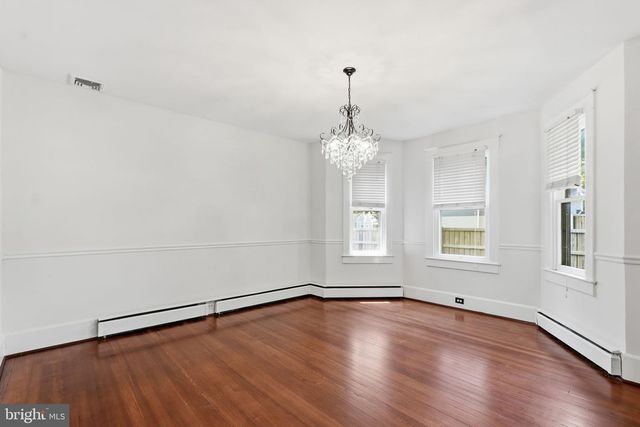 6924 SUNDOWN RD, Laytonsville, MD 20882