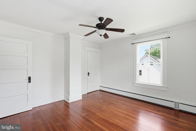 6924 SUNDOWN RD, Laytonsville, MD 20882