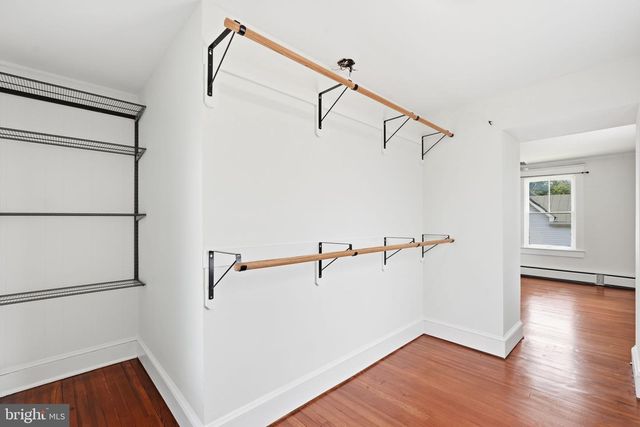 6924 SUNDOWN RD, Laytonsville, MD 20882