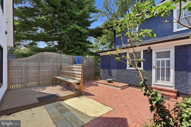6924 SUNDOWN RD, Laytonsville, MD 20882