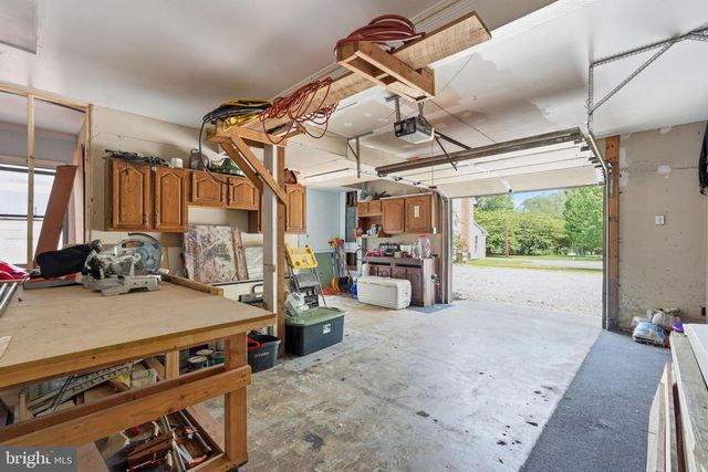 6924 SUNDOWN RD, Laytonsville, MD 20882