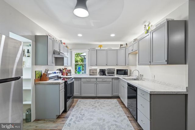 6924 SUNDOWN RD, Laytonsville, MD 20882