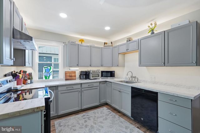6924 SUNDOWN RD, Laytonsville, MD 20882