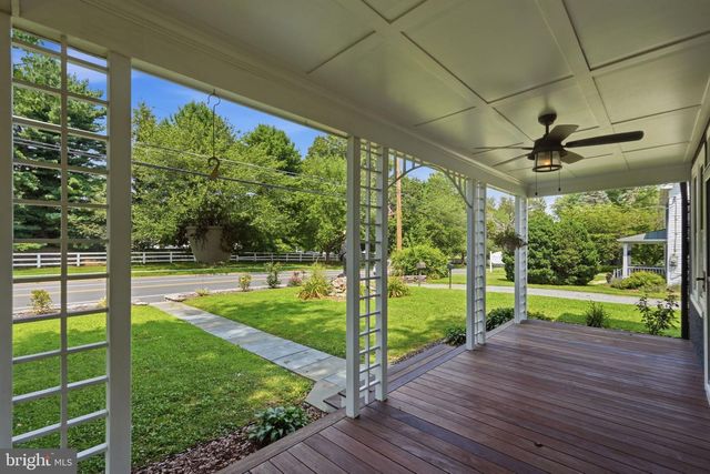 6924 SUNDOWN RD, Laytonsville, MD 20882