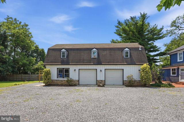 6924 SUNDOWN RD, Laytonsville, MD 20882