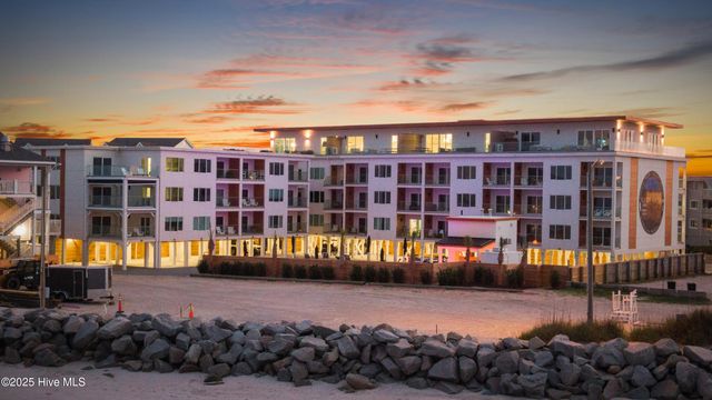 1800 Canal Drive 309, Carolina Beach, NC 28428