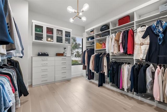 3316 HELEN AVENUE, Orlando, FL 32804