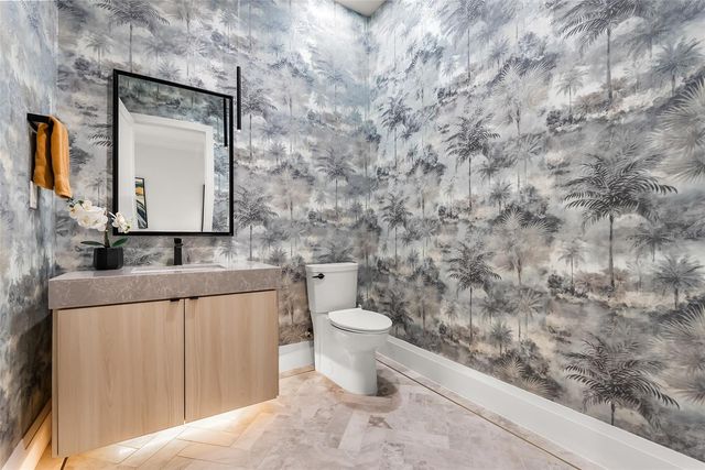 3316 HELEN AVENUE, Orlando, FL 32804