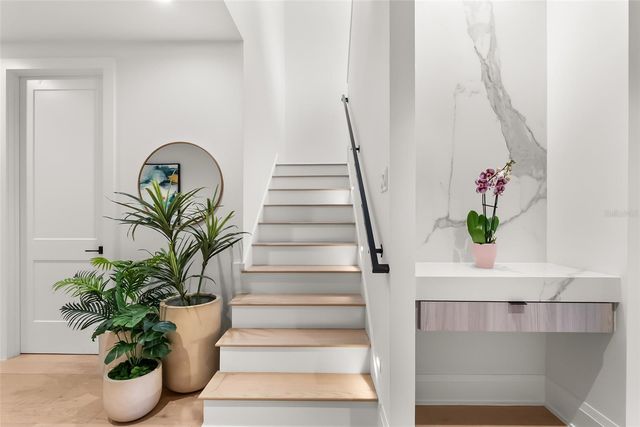 3316 HELEN AVENUE, Orlando, FL 32804