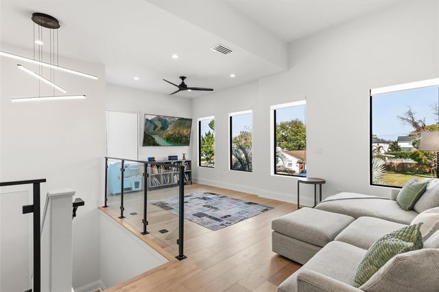 3316 HELEN AVENUE, Orlando, FL 32804