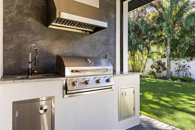 3316 HELEN AVENUE, Orlando, FL 32804