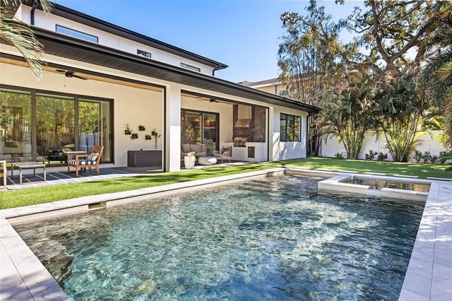 3316 HELEN AVENUE, Orlando, FL 32804