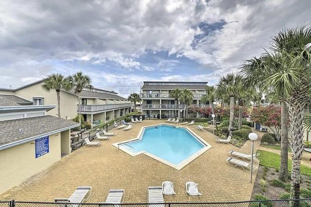 6829 Thomas Drive 417, Panama City Beach, FL 32408