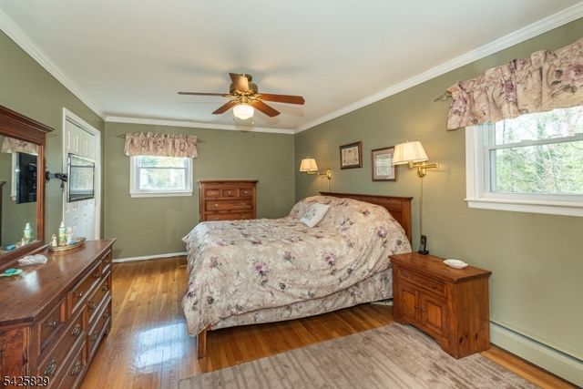 12 Henry St, Roxbury Twp., NJ 07876