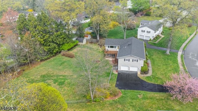 12 Henry St, Roxbury Twp., NJ 07876