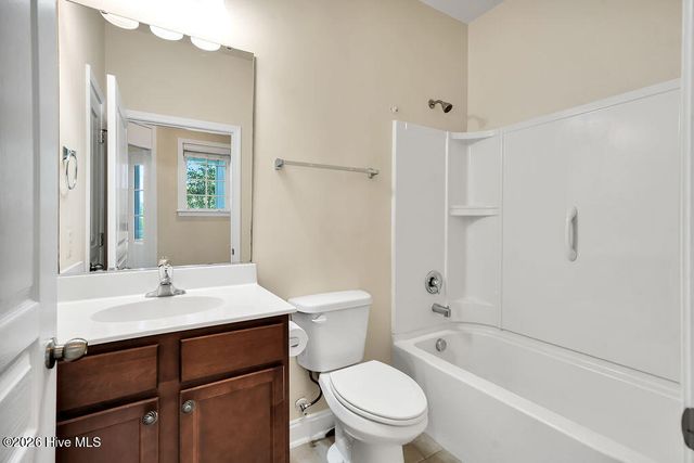 5227 Shipmast Way, Southport, NC 28461