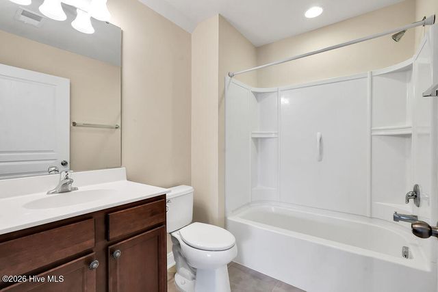 5227 Shipmast Way, Southport, NC 28461