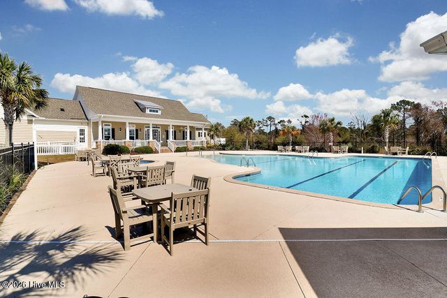 5227 Shipmast Way, Southport, NC 28461