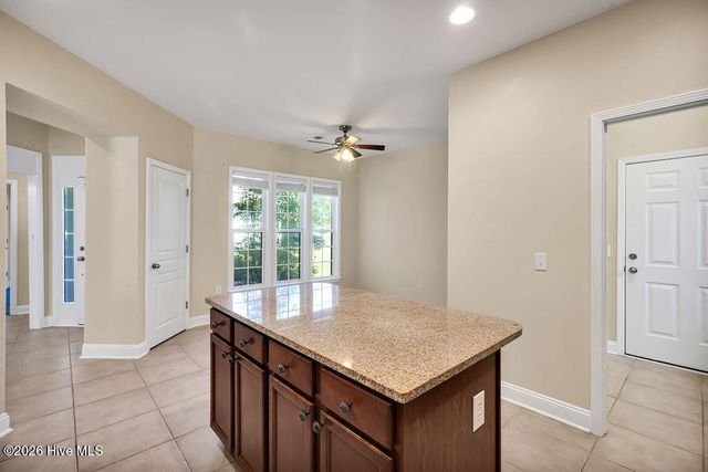 5227 Shipmast Way, Southport, NC 28461