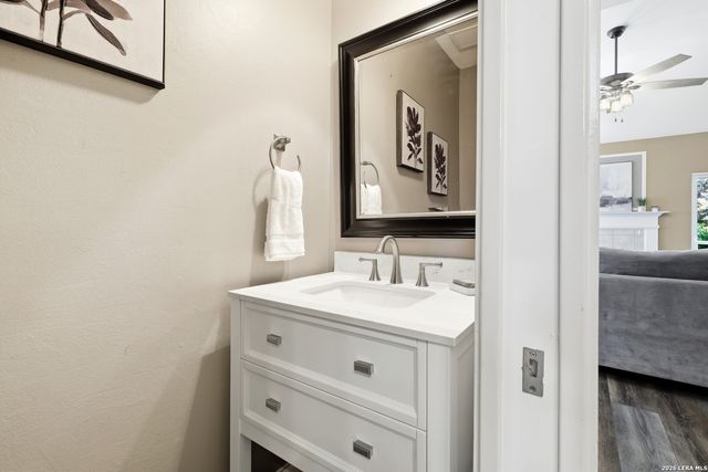 1426 Fawn Hvn, San Antonio, TX 78248