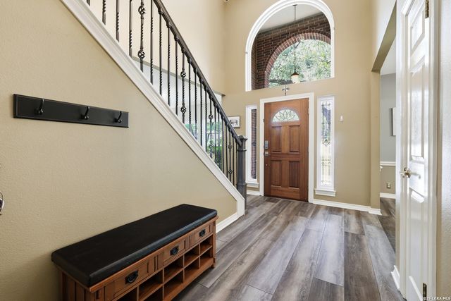 1426 Fawn Hvn, San Antonio, TX 78248