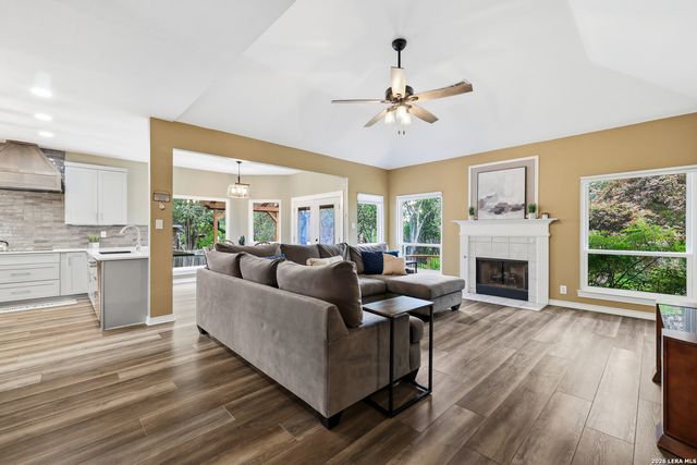 1426 Fawn Hvn, San Antonio, TX 78248