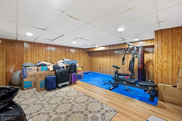 403 Bradford Ct, Hillsborough Twp., NJ 08844