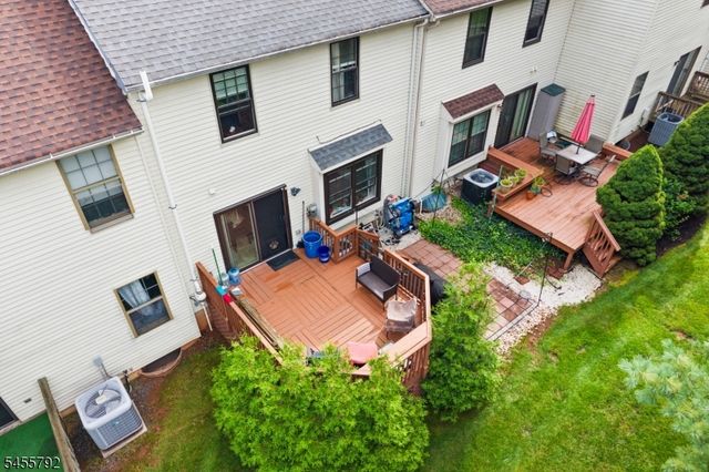 403 Bradford Ct, Hillsborough Twp., NJ 08844