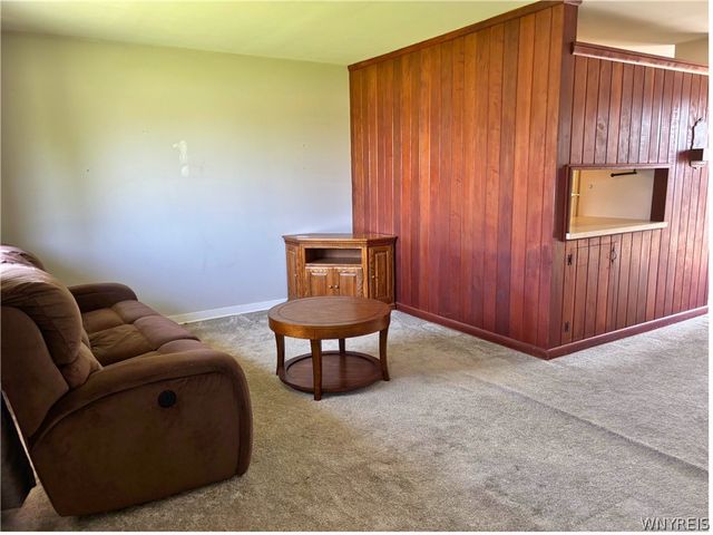 97 Schwegler Road, Grand Island, NY 14072