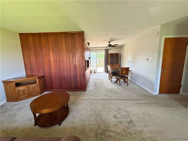 97 Schwegler Road, Grand Island, NY 14072