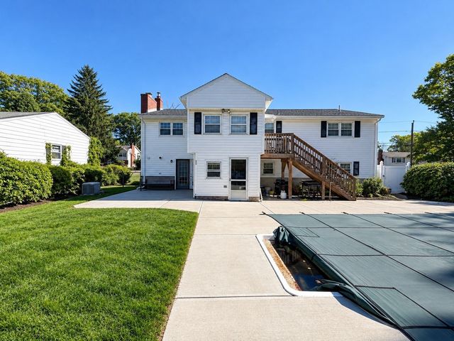 70 Frye Rd, Methuen, MA 01844