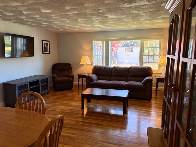 70 Frye Rd, Methuen, MA 01844